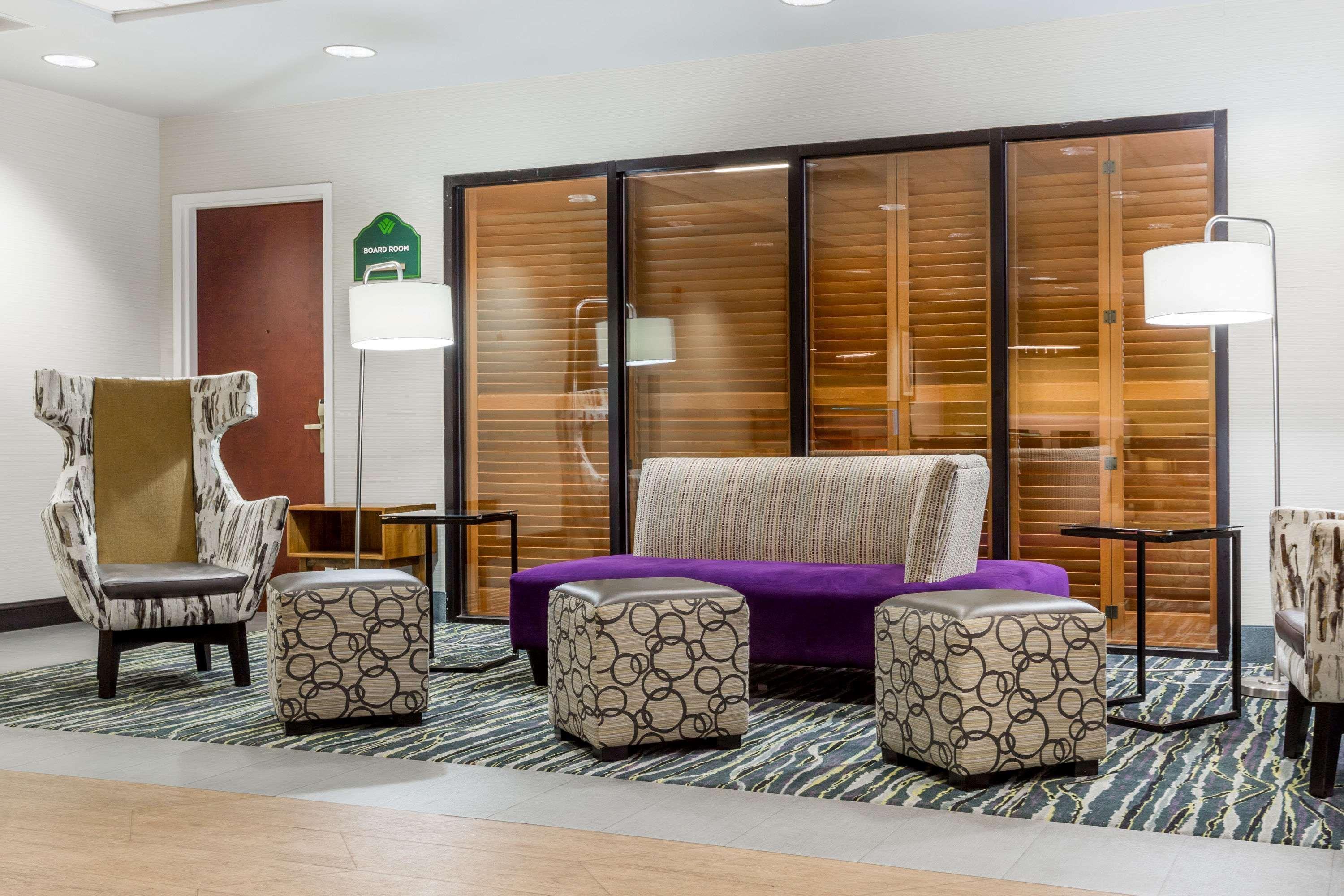 Wingate By Wyndham Chesapeake Hotel Exterior photo